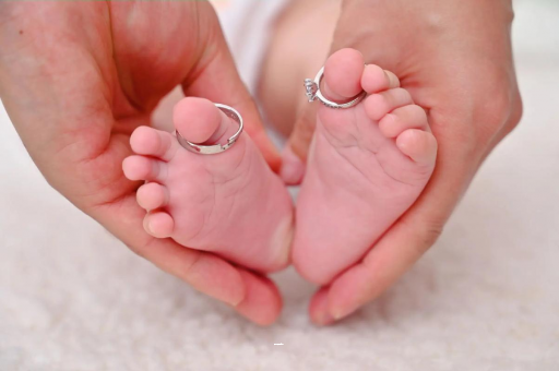 海东孕妇肚子隐隐作痛